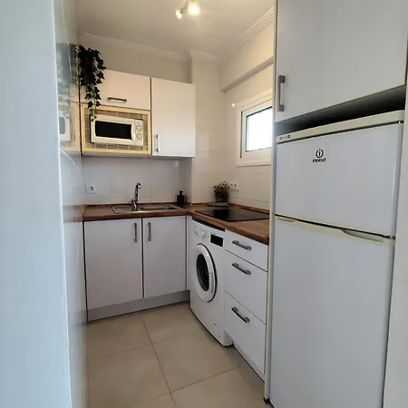 Apartment Coqueto Con Parking Laredo